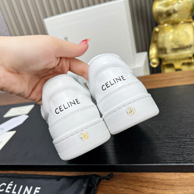 SNEAKER WITH TRIOMPHE IN WHITE CALFSKIN