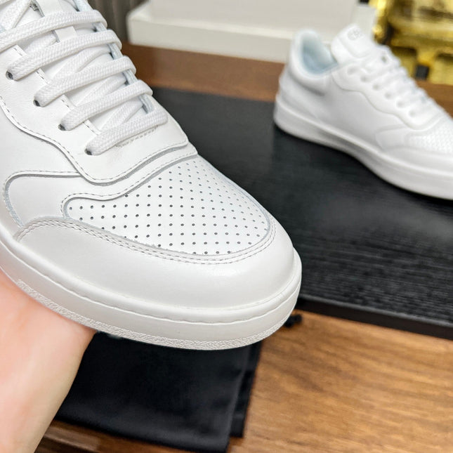 SNEAKER WITH TRIOMPHE IN WHITE CALFSKIN