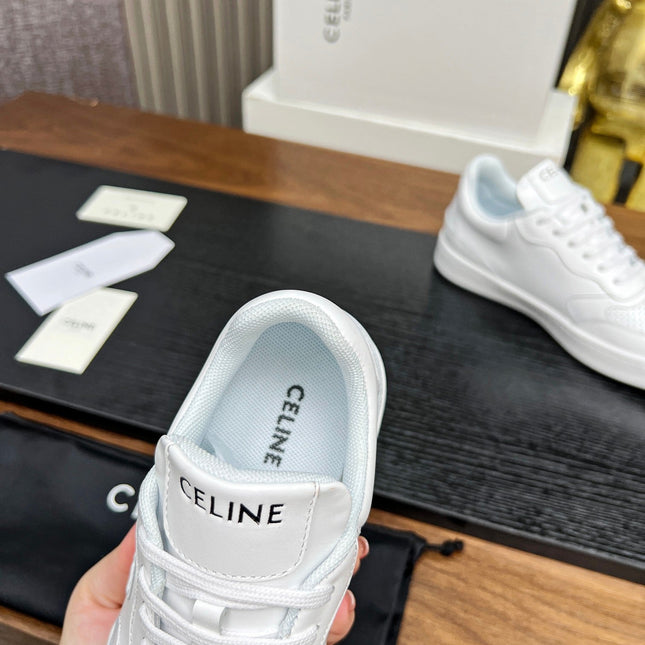 SNEAKER WITH TRIOMPHE IN WHITE CALFSKIN