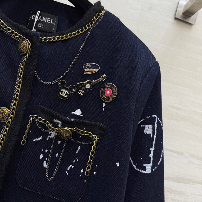 CHANEL 25S COAT STYLE 236