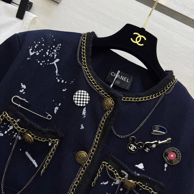 CHANEL 25S COAT STYLE 236