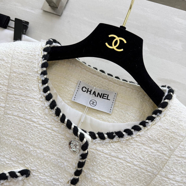 CHANEL 25S JACKET STYLE 242