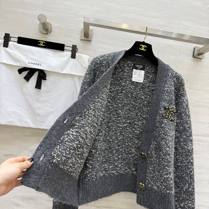 CHANEL 25S KNITTED CARDIGAN 272