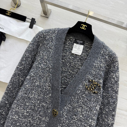 CHANEL 25S KNITTED CARDIGAN 272
