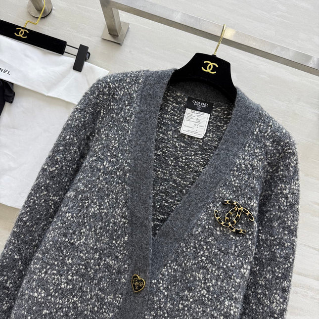 CHANEL 25S KNITTED CARDIGAN 272