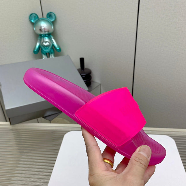 POOL SLIDE SANDAL IN JELLY PINK RUBBER