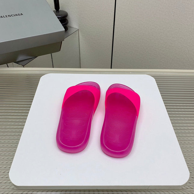 POOL SLIDE SANDAL IN JELLY PINK RUBBER