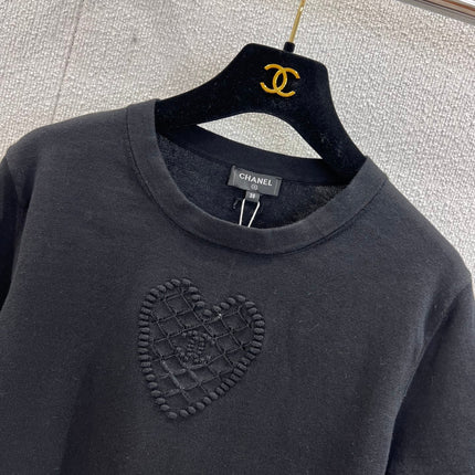 CHANEL T-SHIRT STYLE 85