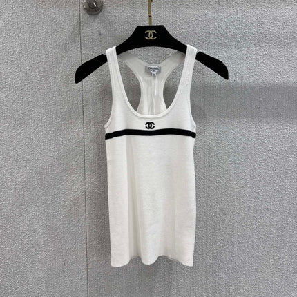 CHANEL SLEEVELESS TOP STYLE 65