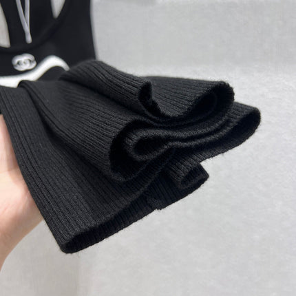 CHANEL SLEEVELESS TOP STYLE 66