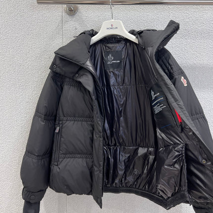 MONCLER 25S DOWN JACKET 236