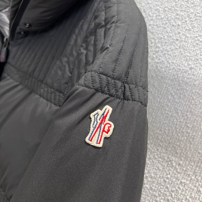 MONCLER 25S DOWN JACKET 236