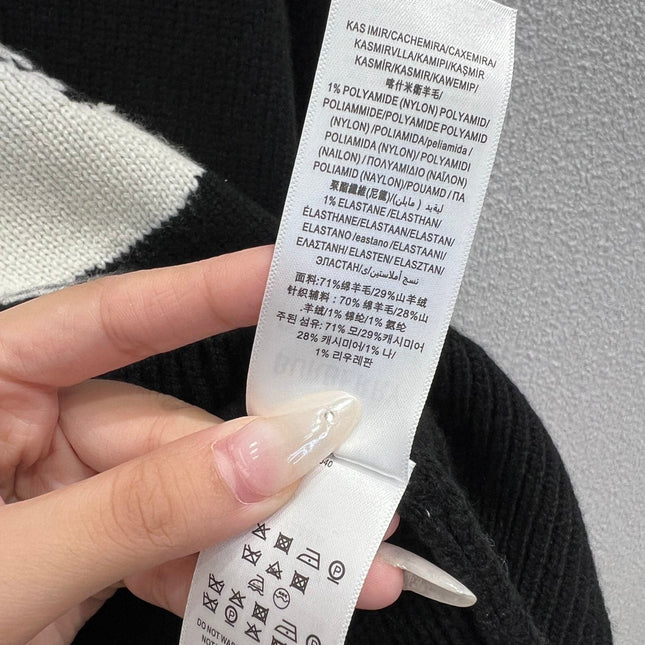 BURBERRY 25S KNITTED SWEATER 0020