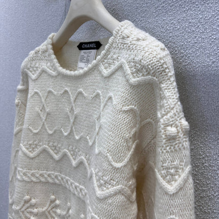 CHANEL 25S CROCHETED SWEATER 233230