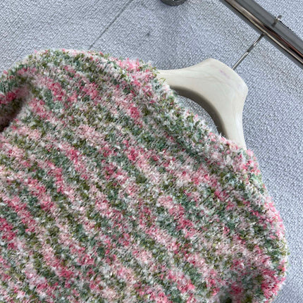 CHANEL 25S V-NECK KNITTED CARDIGAN 233577