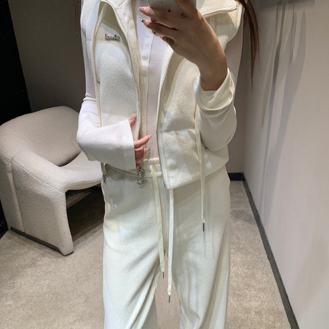 CHANEL 25S KNIT BLAZER AND DRAWSTRING PANTS SET 388