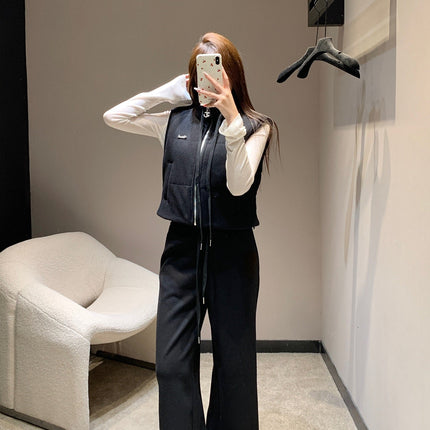 CHANEL 25S KNIT BLAZER AND DRAWSTRING PANTS SET 387