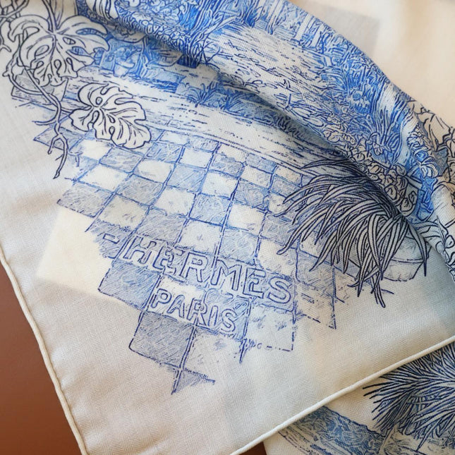 SCARF 140 IN ELECTRIC BLUE SILK