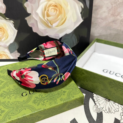 HAIRBAND IN BLUE BLACK FLORAL SILK 252674