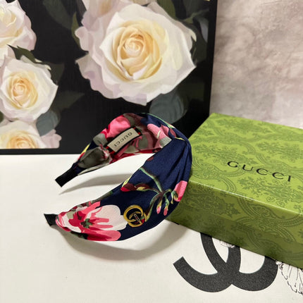 HAIRBAND IN BLUE BLACK FLORAL SILK 252674