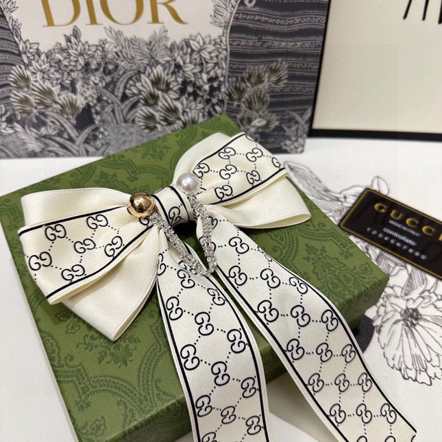 RIBBON BOW HAIR CLIP IN IVORY WHITE RE-NYLON ATTACHED PEARL 358258