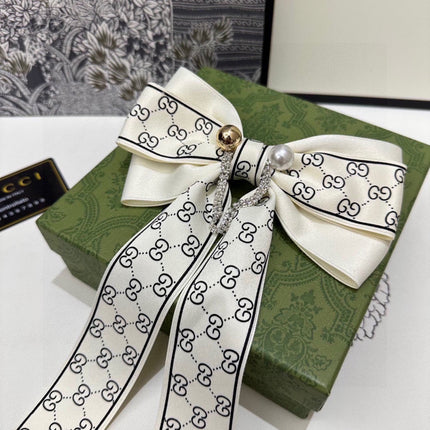 RIBBON BOW HAIR CLIP IN IVORY WHITE RE-NYLON ATTACHED PEARL 358258