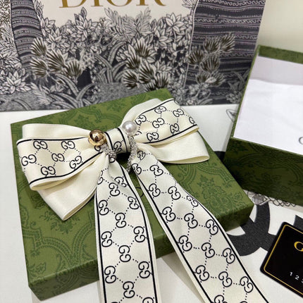 RIBBON BOW HAIR CLIP IN IVORY WHITE RE-NYLON ATTACHED PEARL 358258