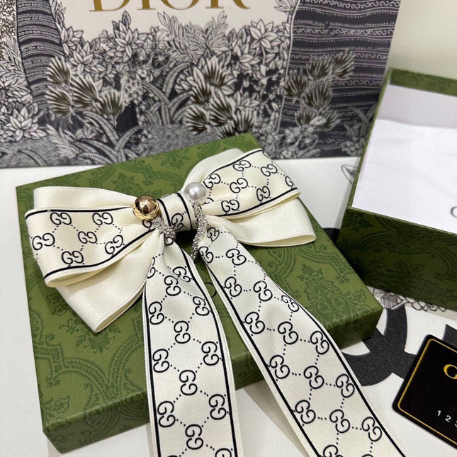 RIBBON BOW HAIR CLIP IN IVORY WHITE RE-NYLON ATTACHED PEARL 358258