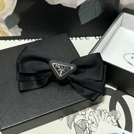 BLACK RE-NYLON BOW HAIR CLIP 391661