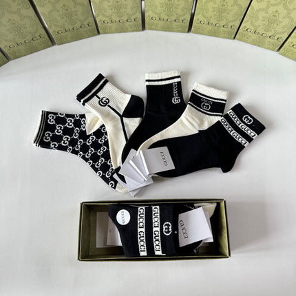 LOW-CUT SOCKS 425663 (1 BOX)