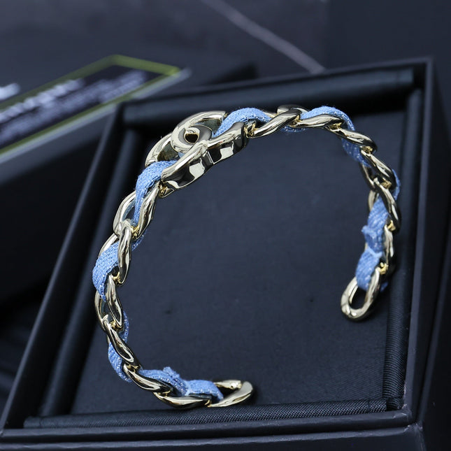 25P IN DENIM-THREADED CHAIN GOLD METAL BRACELET SET