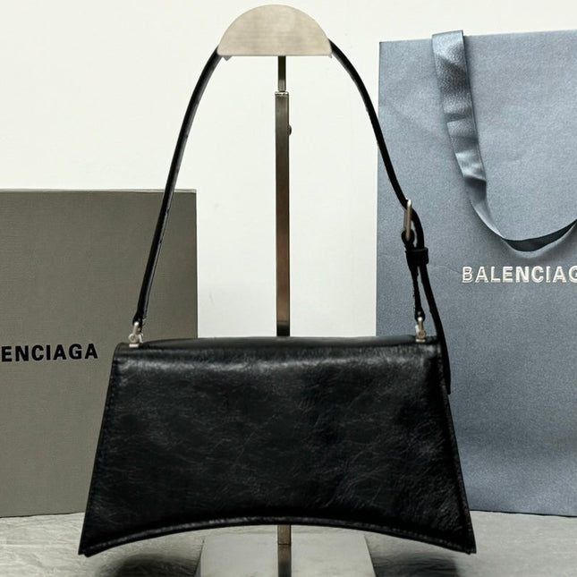 CRUSH SHOULDER BAG 25 IN BLACK CRUSHED CALFSKIN LEATHER STRAP SILVER HARDWARE