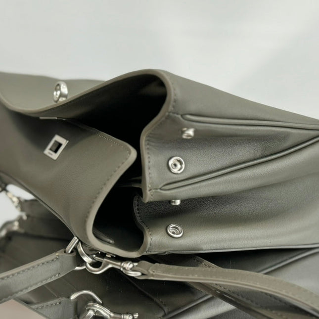 RODEO SMALL BAG 29 IN KHAKI GREEN SMOOTH CALFSKIN SILVER HARDWARE