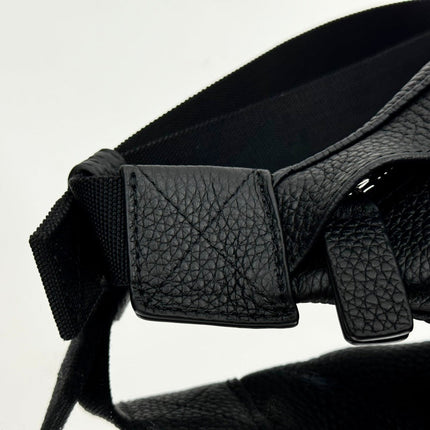 EVERYDAY BELTPACK 40 IN BLACK GRAINED CALFSKIN