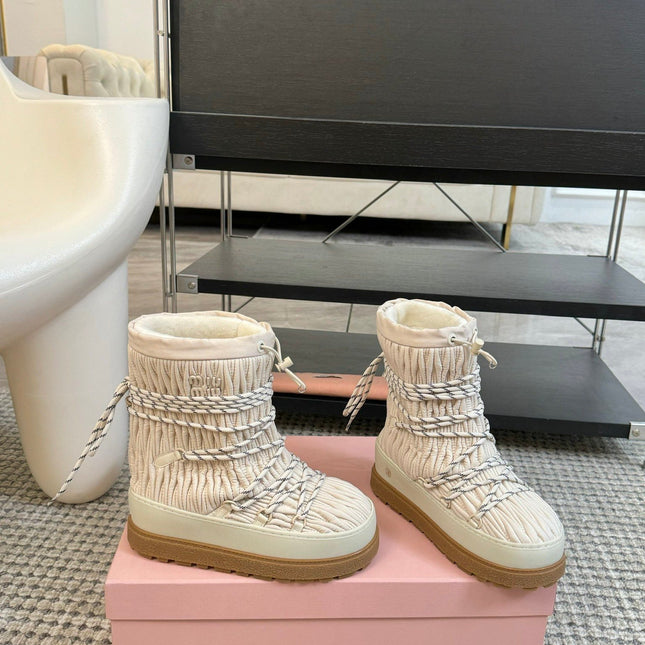 SNOW ANKLE BOOTS IN COSMIC LATTE WRINKLED NYLON