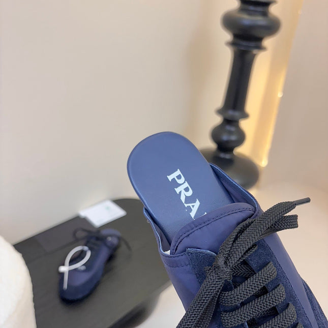 SNEAKER MULES IN NAVY BLUE NYLON AND SUEDE