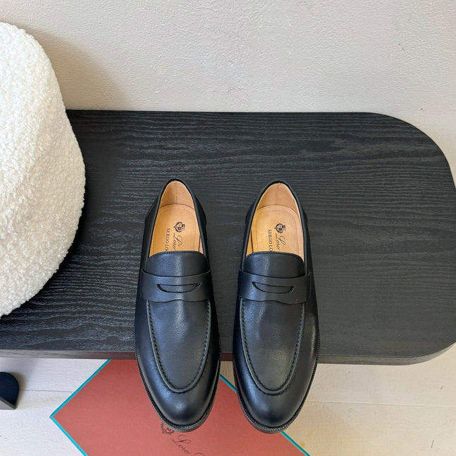 LOAFERS IN BLACK LAMBSKIN