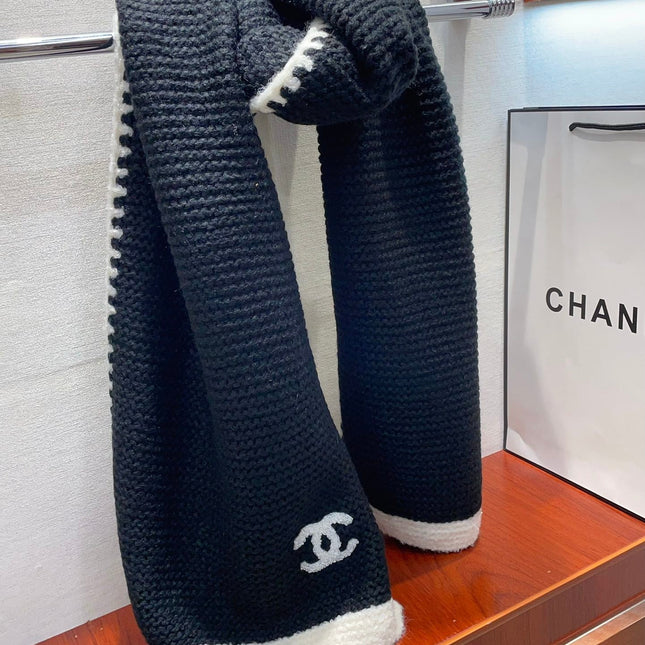 KNIT SCARF 200 CM IN BLACK CASHMERE WITH WHITE LOGO 383910
