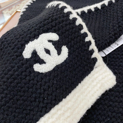 KNIT SCARF 200 CM IN BLACK CASHMERE WITH WHITE LOGO 383910