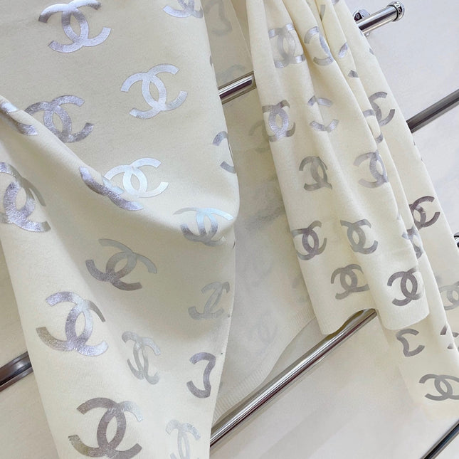 SCARF 190 CM IN WHITE CASHMERE WITH SILVER LOGO 401169