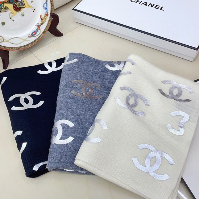 SCARF 190 CM IN COOL GRAY CASHMERE WITH SILVER LOGO 401170