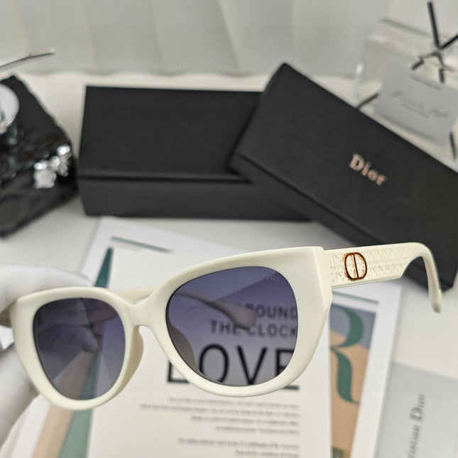 MONTAIGNE SUNGLASS 55119 IN ACETATE