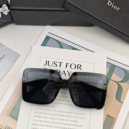 MONTAIGNE SUNGLASS 51139 IN ACETATE