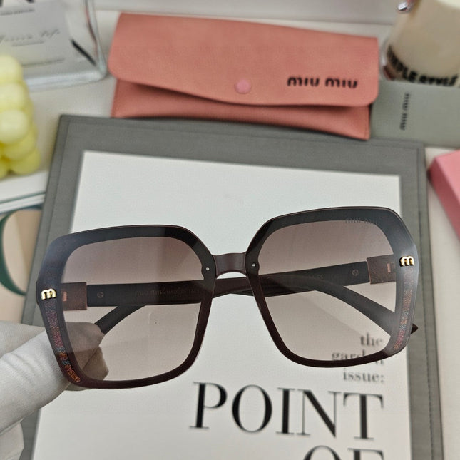 RUNWAY SQUARE SUNGLASSES 53044 IN ACETATE