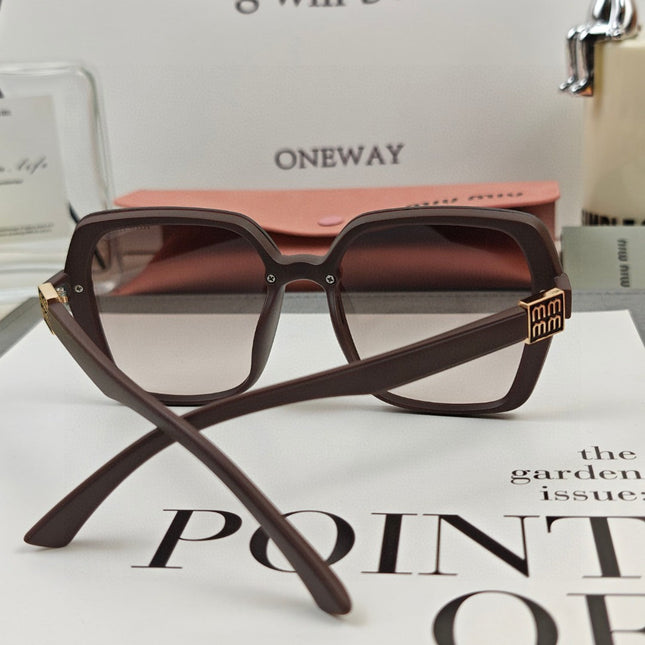 RUNWAY SQUARE SUNGLASSES 53044 IN ACETATE