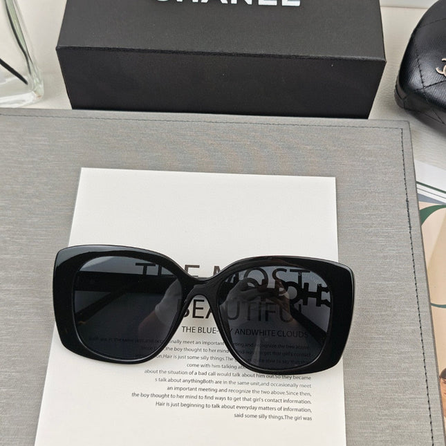 SQUARE SUNGLASSES 55133 IN ACETATE METAL FRAME
