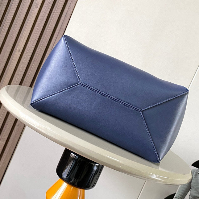 LOEWE 25S PUZZLE FOLD BAG 31 IN OLIVE GREEN AND DARK BLUE SHINY CALFSKIN