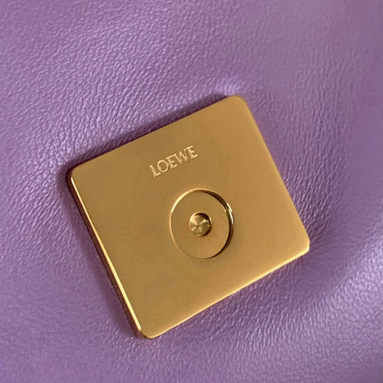 LOEWE 25S PUFFER GOYA BAG 23 IN LIGHT LAVENDER NAPPA LAMBSKIN