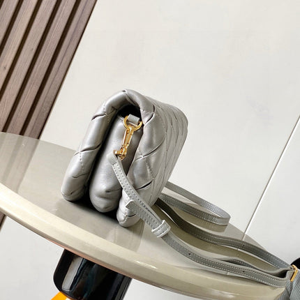 LOEWE 25S PUFFER GOYA BAG 20 IN LIGHT GRAY NAPPA LAMBSKIN