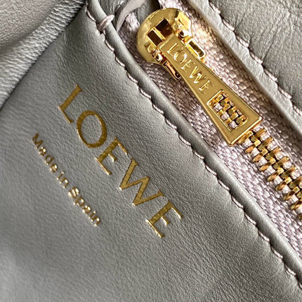LOEWE 25S PUFFER GOYA BAG 20 IN LIGHT GRAY NAPPA LAMBSKIN